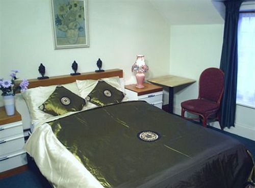 Guest house Ely Guest House 3*